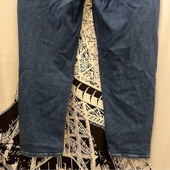 American Eagle Mom Jeans High Rise Straight Leg Medium Wash Denim Size 10 - Picture 12 of 13